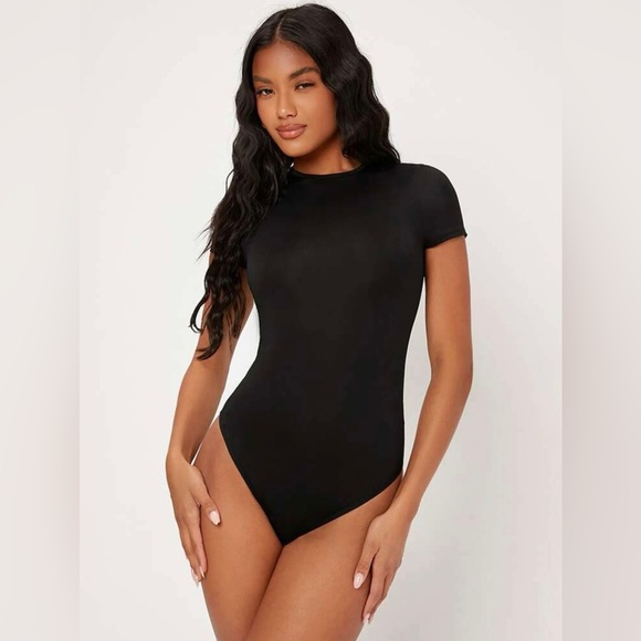 SHEIN Solid Slim Fit Bodysuit - Picture 4 of 5